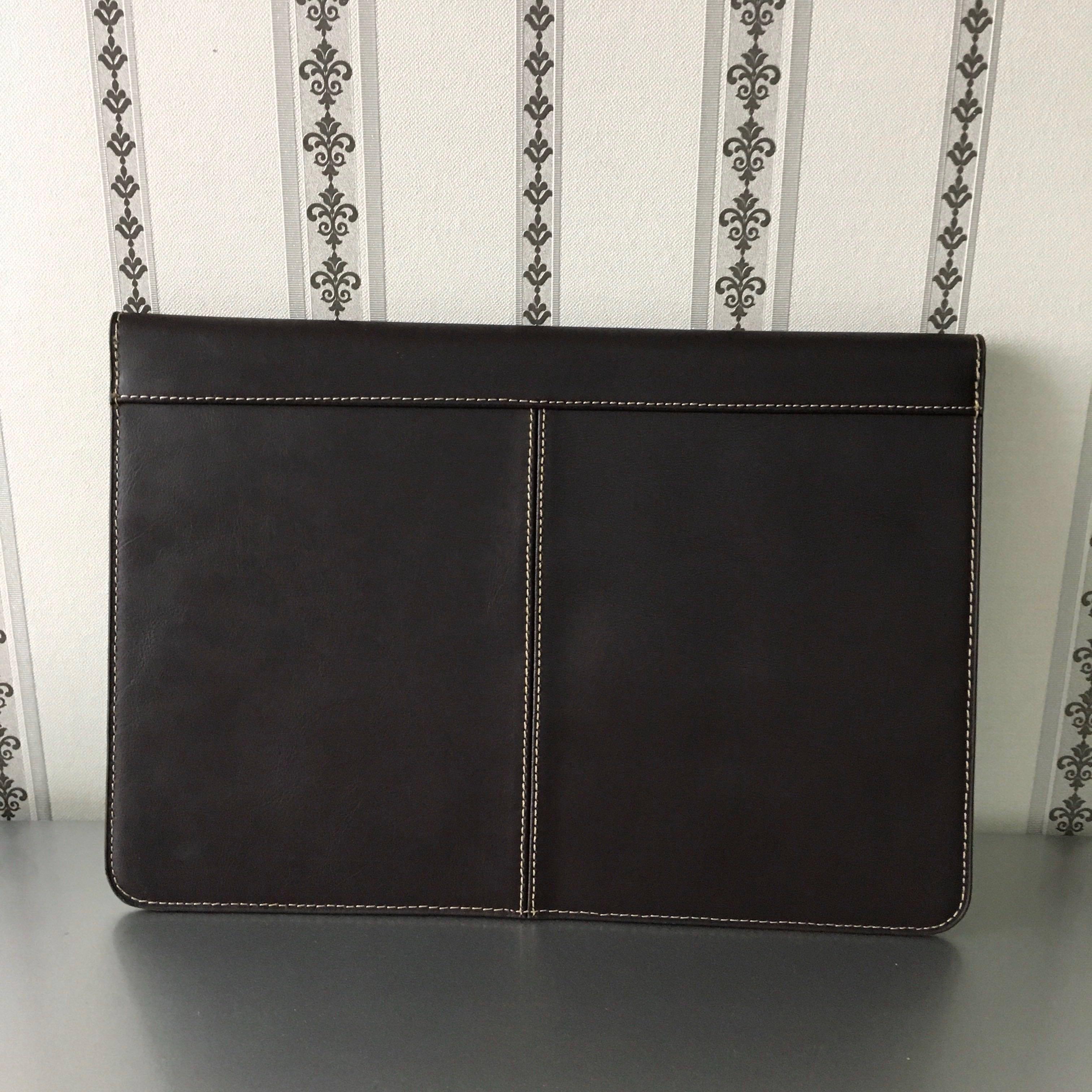 Hp premium leather sleeve discount