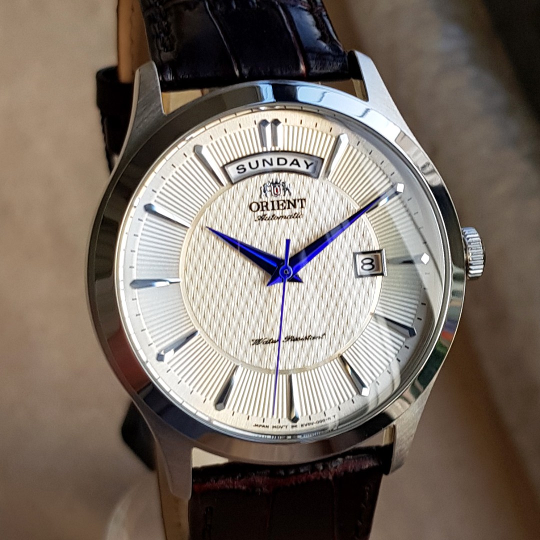 BNIB Orient Union Contemporary Automatic Cream Dial FEV0V004SH Mens Watch