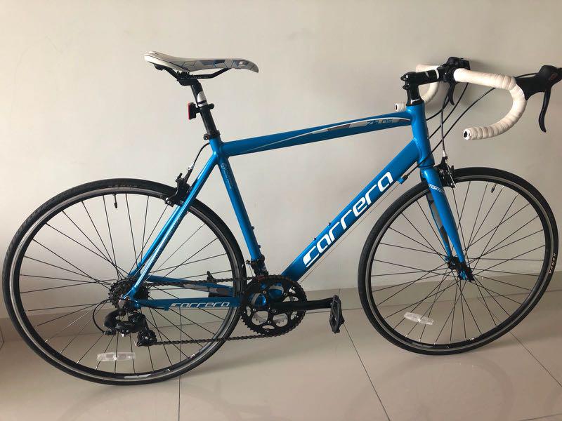 Carrera Road Bike like New Sports Equipment Bicycles Parts