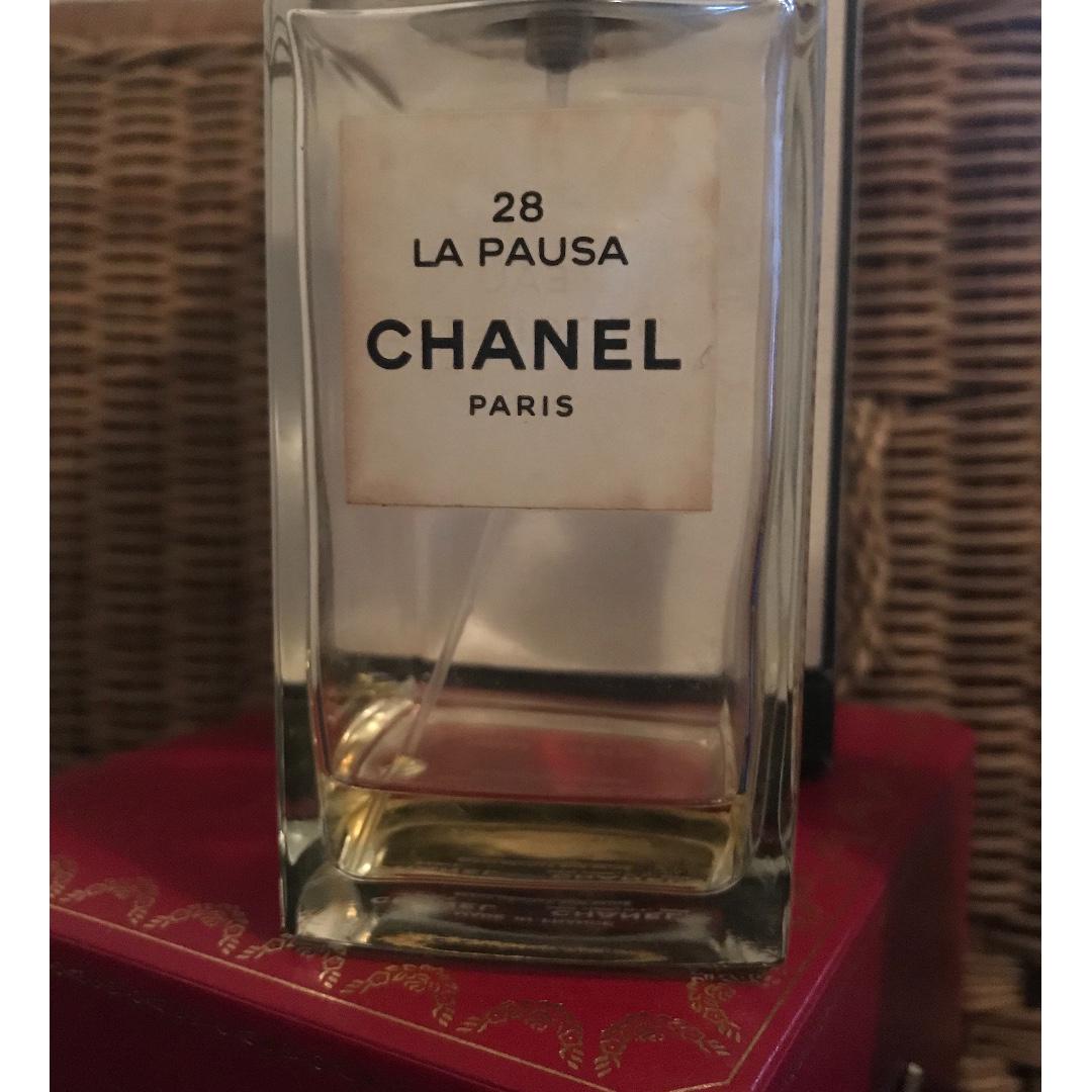 la pausa chanel perfume