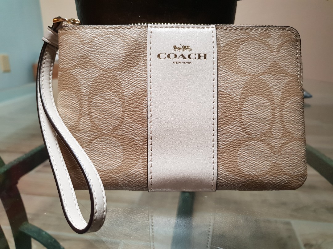 coach wristlet white