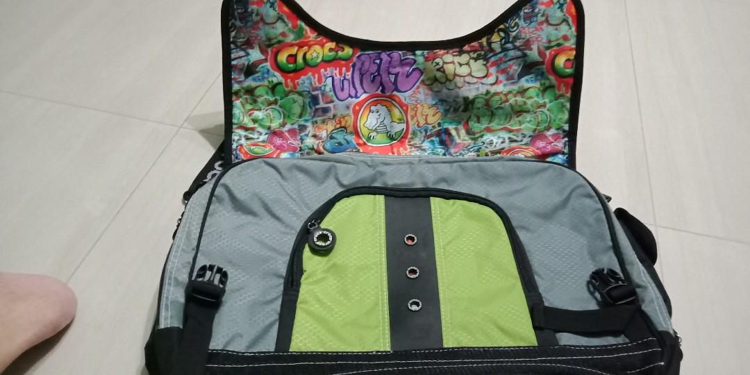 crocs school bag