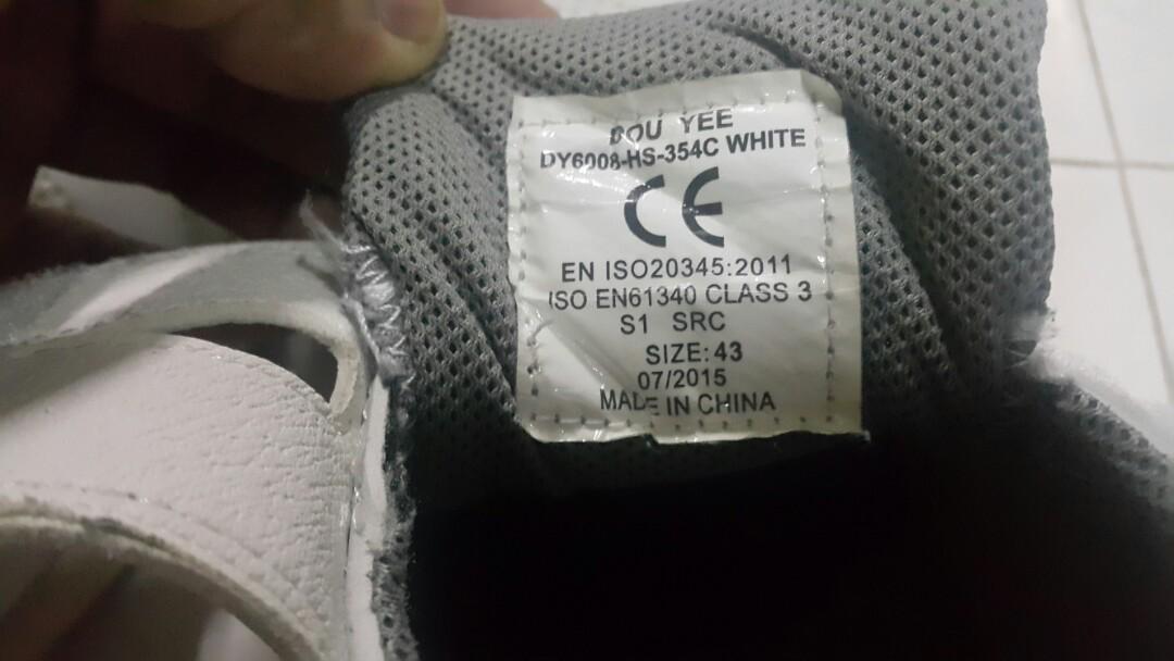 Eurostat ESD safety shoes, Men's Fashion, Footwear, Casual shoes on