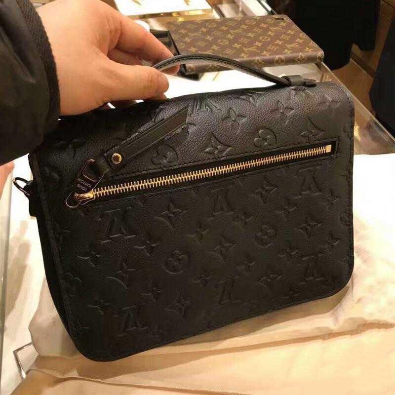 Louis Vuitton Empreinte Pochette Metis M41487– TC