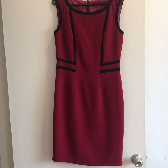 dark red shift dress