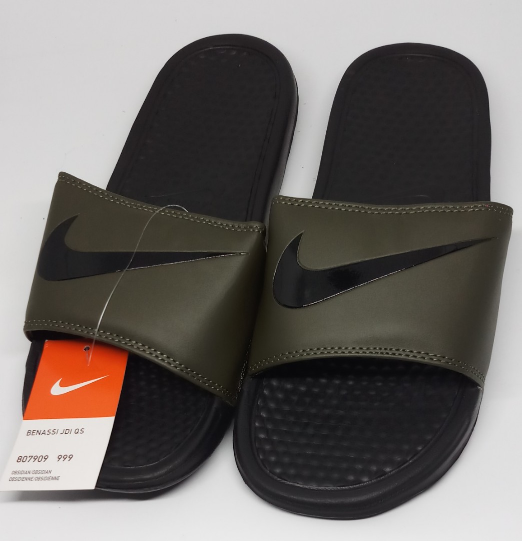 Nike Benassi Slippers - Black Army 