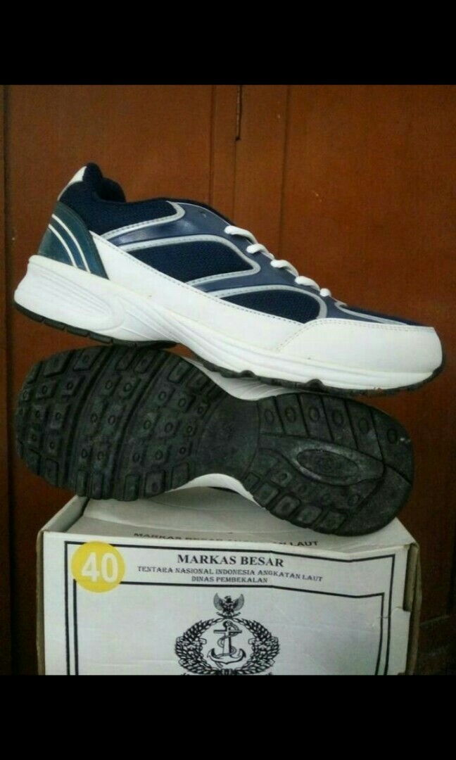 Sepatu Olahraga Tni Al Olah Raga Perlengkapan Olahraga Lainnya Di Carousell