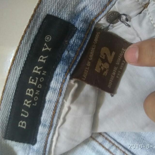 Jeans cheap burberry original