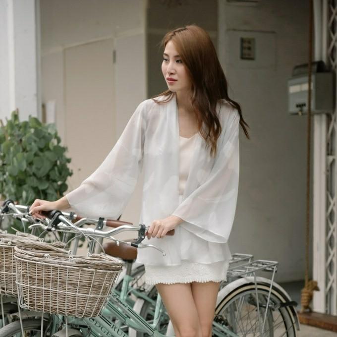Thread Theory Light as Feather Kimono Jacket Light Grey XS