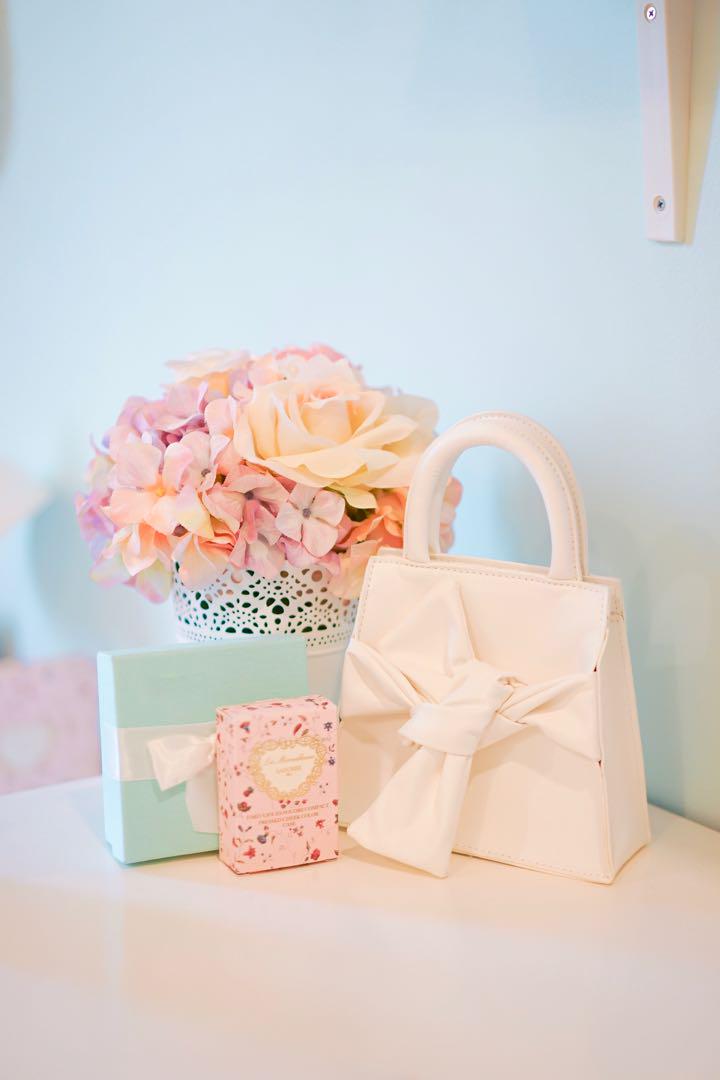 Zara mini crossbody belt bag with bow