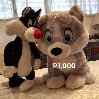 Huge stuffed toys