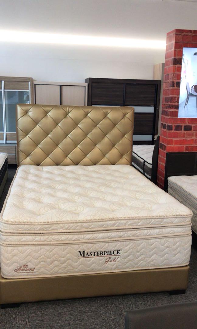 Aristocrat Masterpiece 17” ( World class mattress ), Furniture & Home