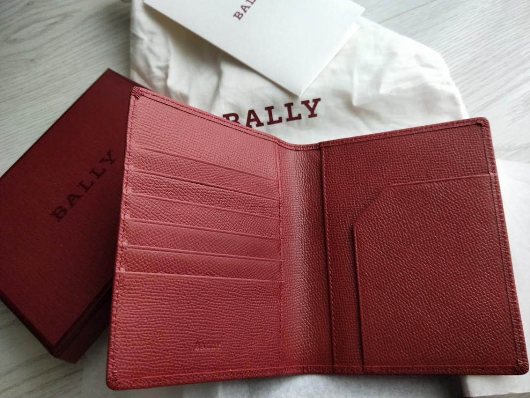 Bally passport holder clearance