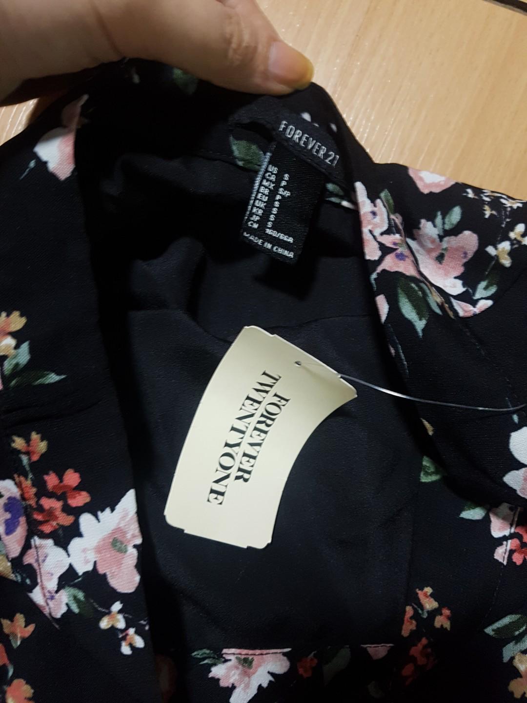 Brand New Forever21 Skirt (Category: Skirts) located in Quezon City. Submitted by rdl09 (Listing ID 184351933, Image 2). Description: .