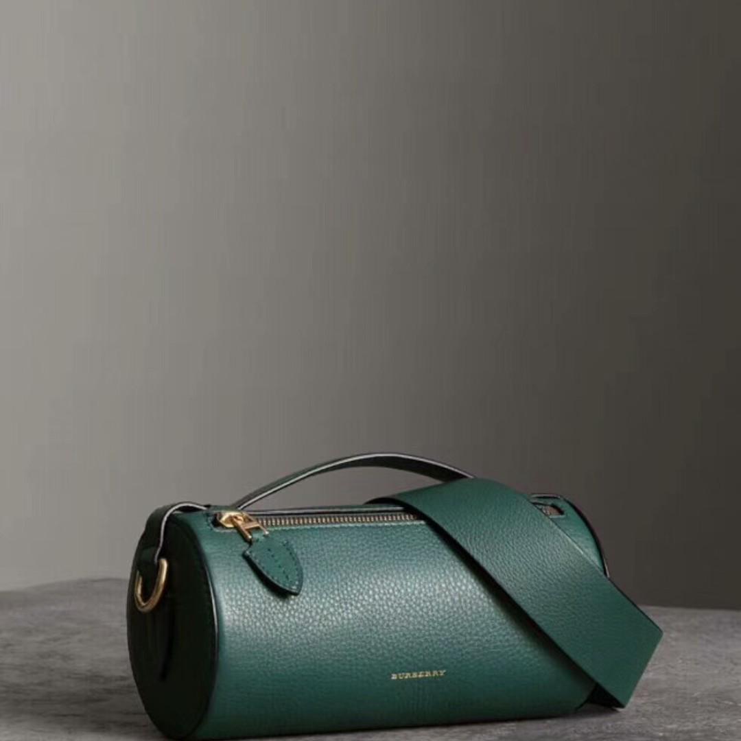 burberry bags green