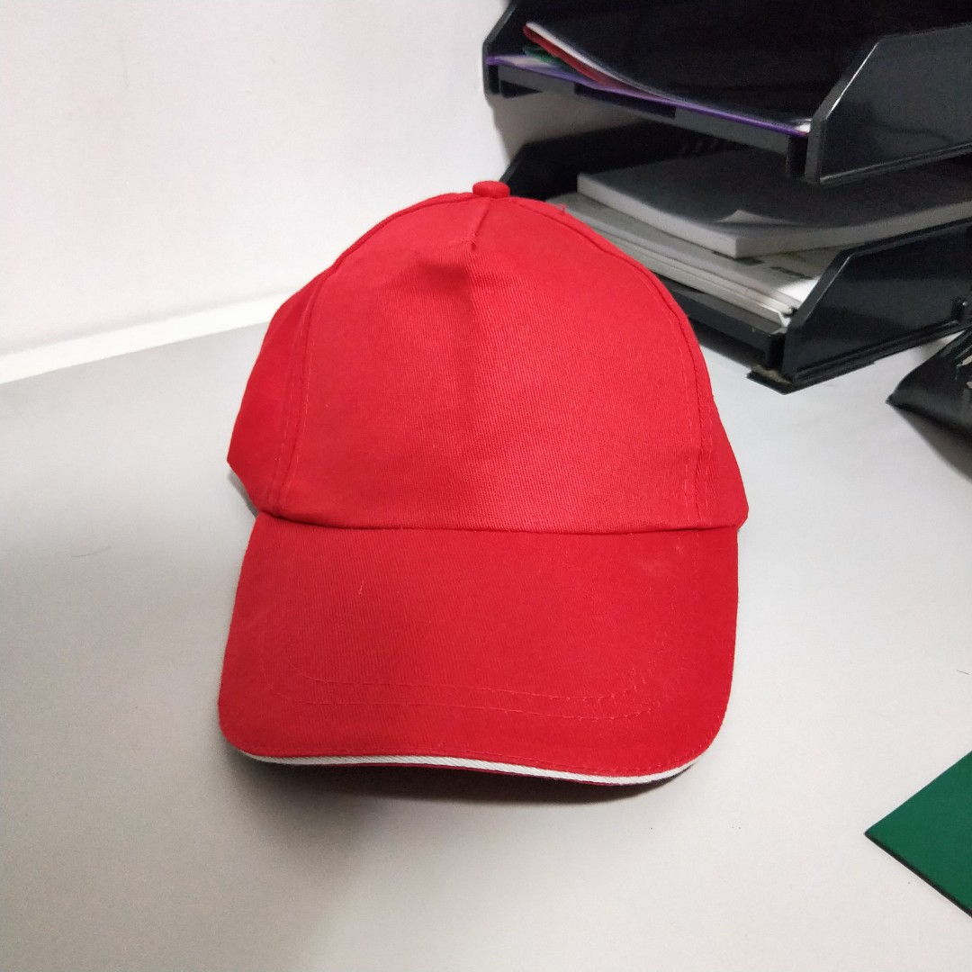 Cheap red caps 2025
