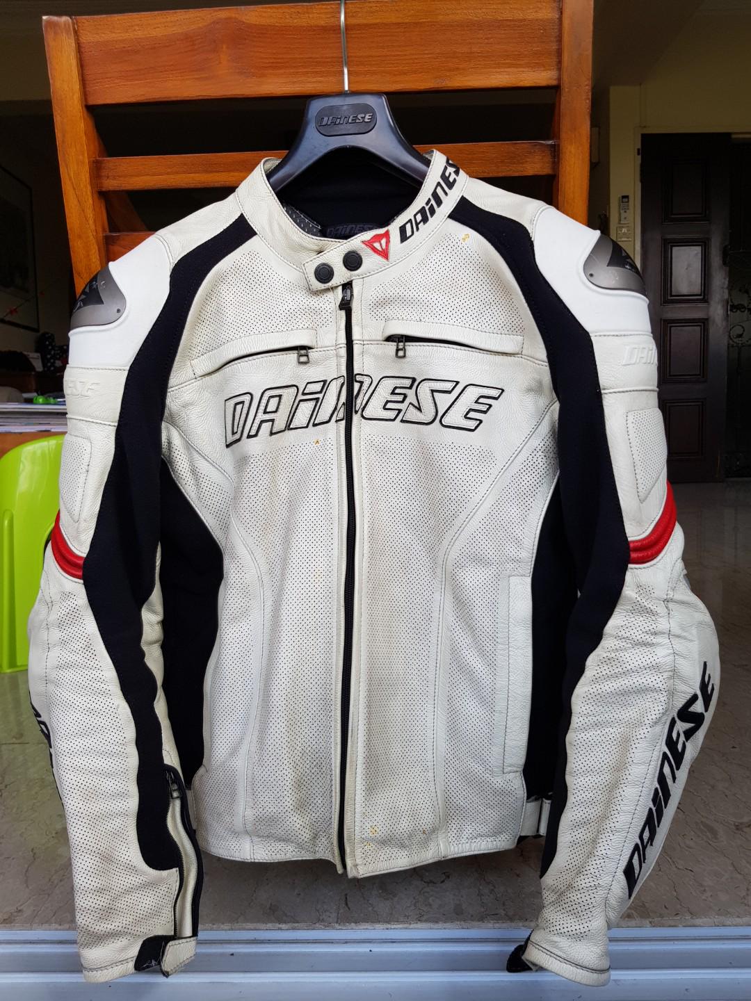 Dainese racing 3 perforated sale