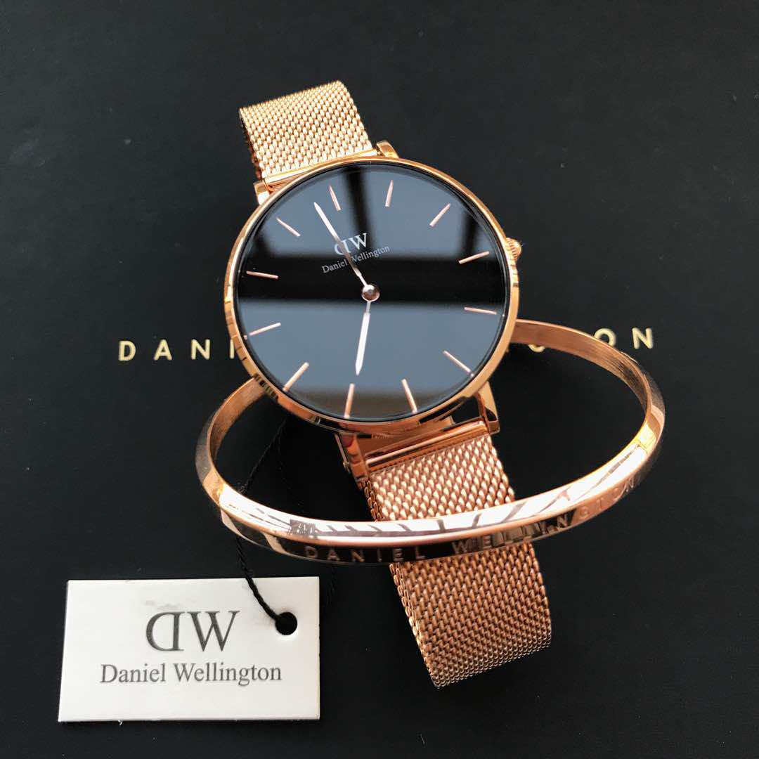 Daniel wellington watch with cuff top