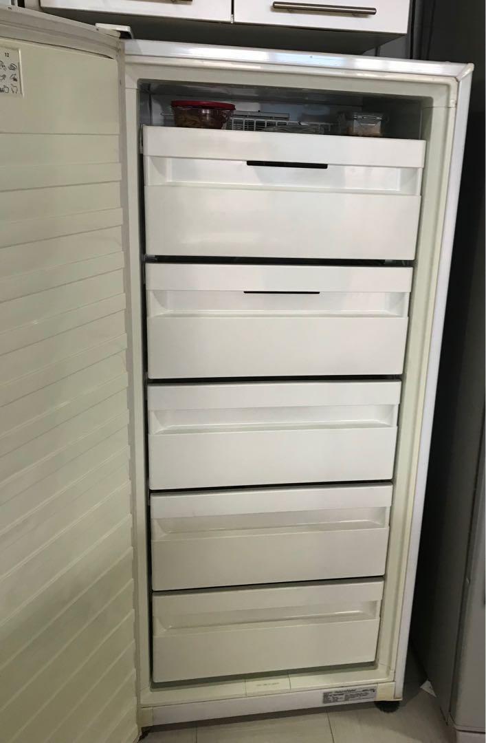 48 cubic feet refrigerator