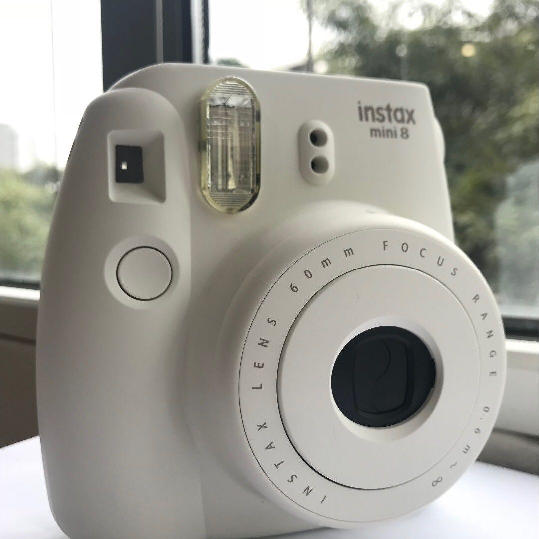 For Rent Fujifilm Instax Mini 8 Instant Camera Photography Cameras Others On Carousell