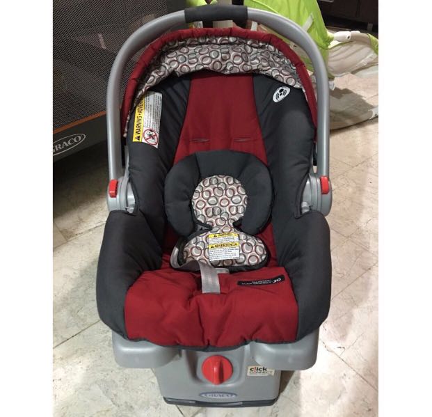 Car seat with click connect outlet
