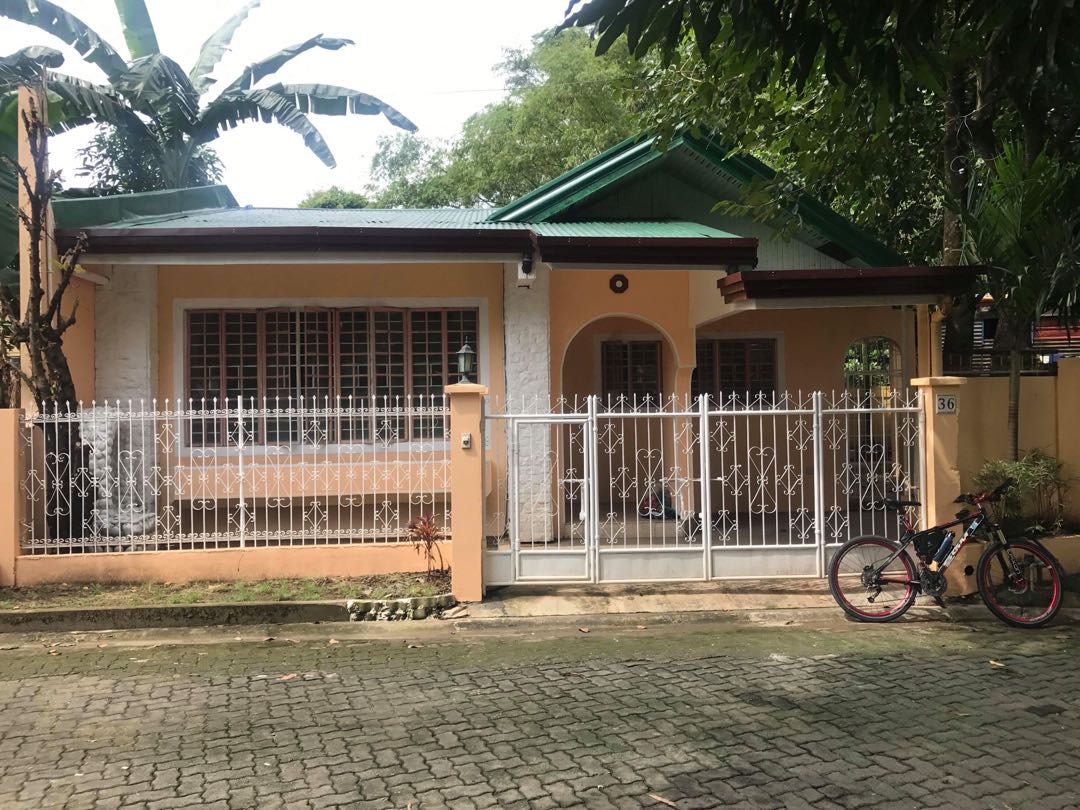 Kingsville Executive Village house for rent