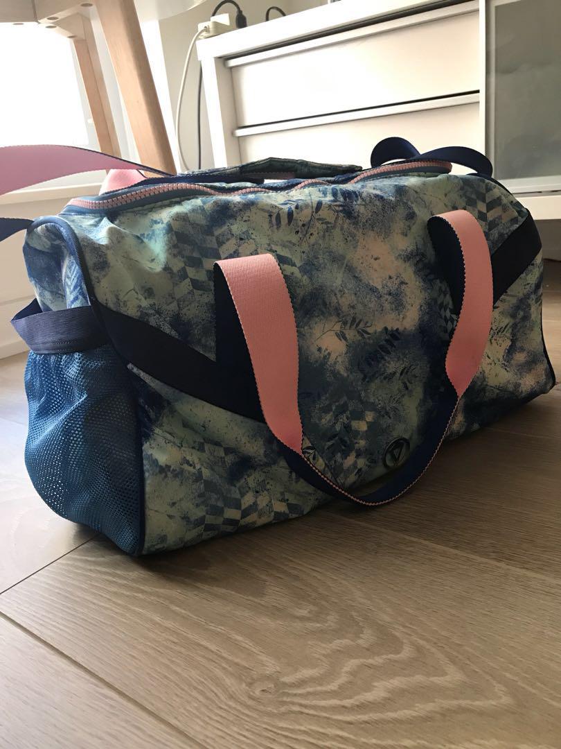 Ivviva by LULULEMON • Duffel bag (Category: Bags & Wallets) located in Markham. Submitted by mkyxx (Listing ID 184189588, Image 2). Description: Selling a used duffel bag from ivivva Super cute pattern, not sold in stores anymore Comes with a side mesh pocket, side zippered sneaker stash, and inside has three mesh pockets for more storage Condition is 6/10, has been used often. However no rips or tears. Price was originally $90 in stores.