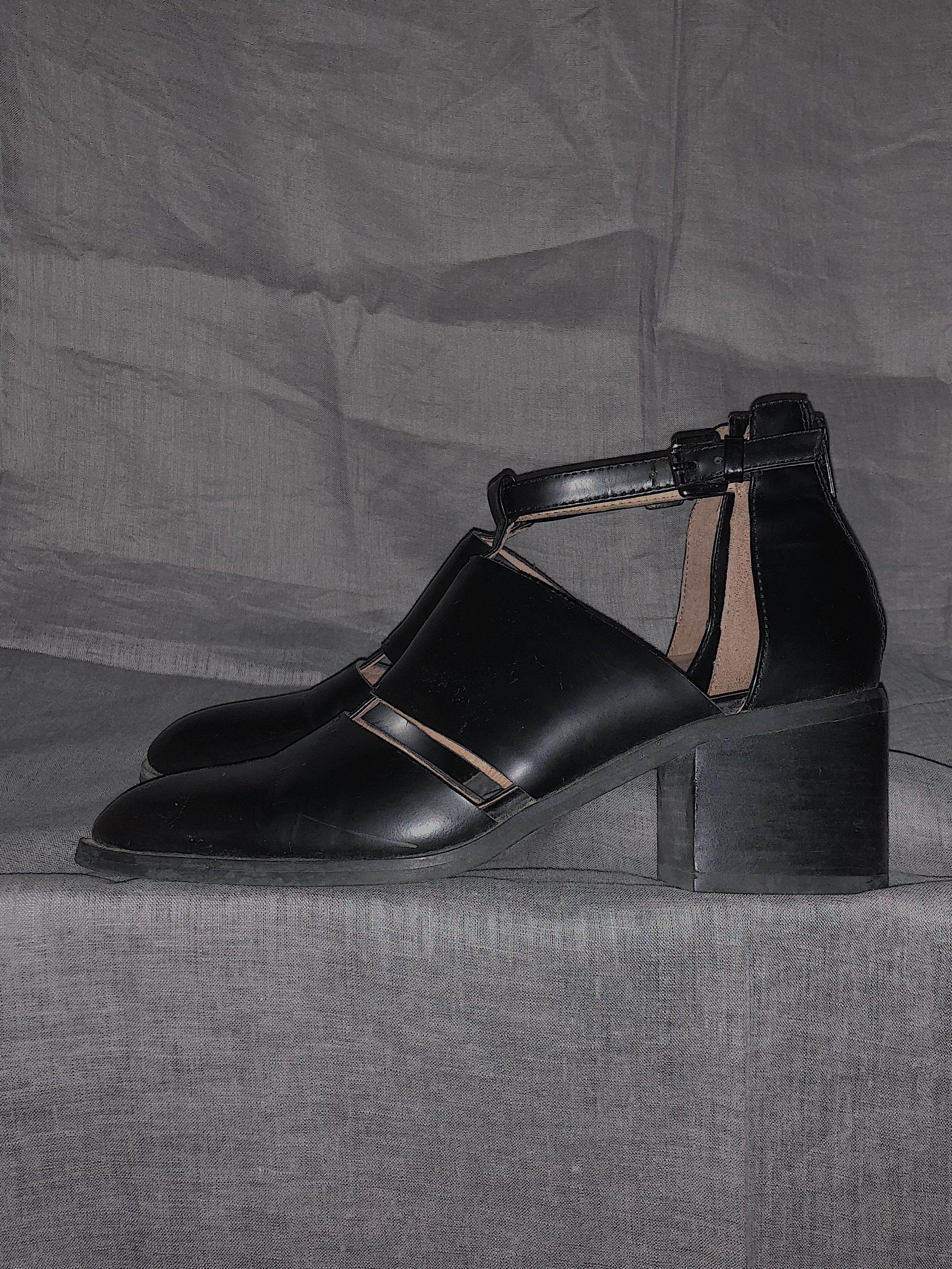 Melina 2024 jeffrey campbell