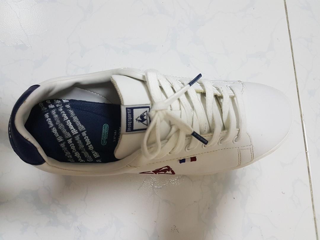 le coq sportif paris sneakers bought in japan Women s Fashion Footwear Sneakers on Carousell