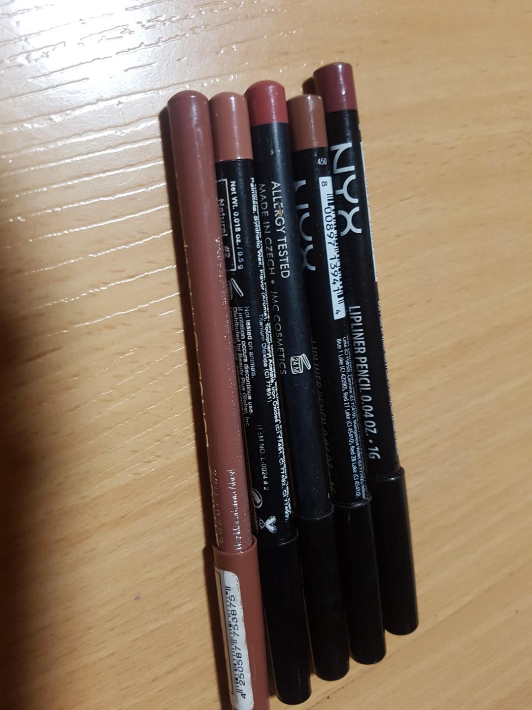 Lip Pencil Bundles!! (Category: Makeup) located in Quezon City. Submitted by rdl09 (Listing ID 184350669, Image 1). Description: 400 for all.