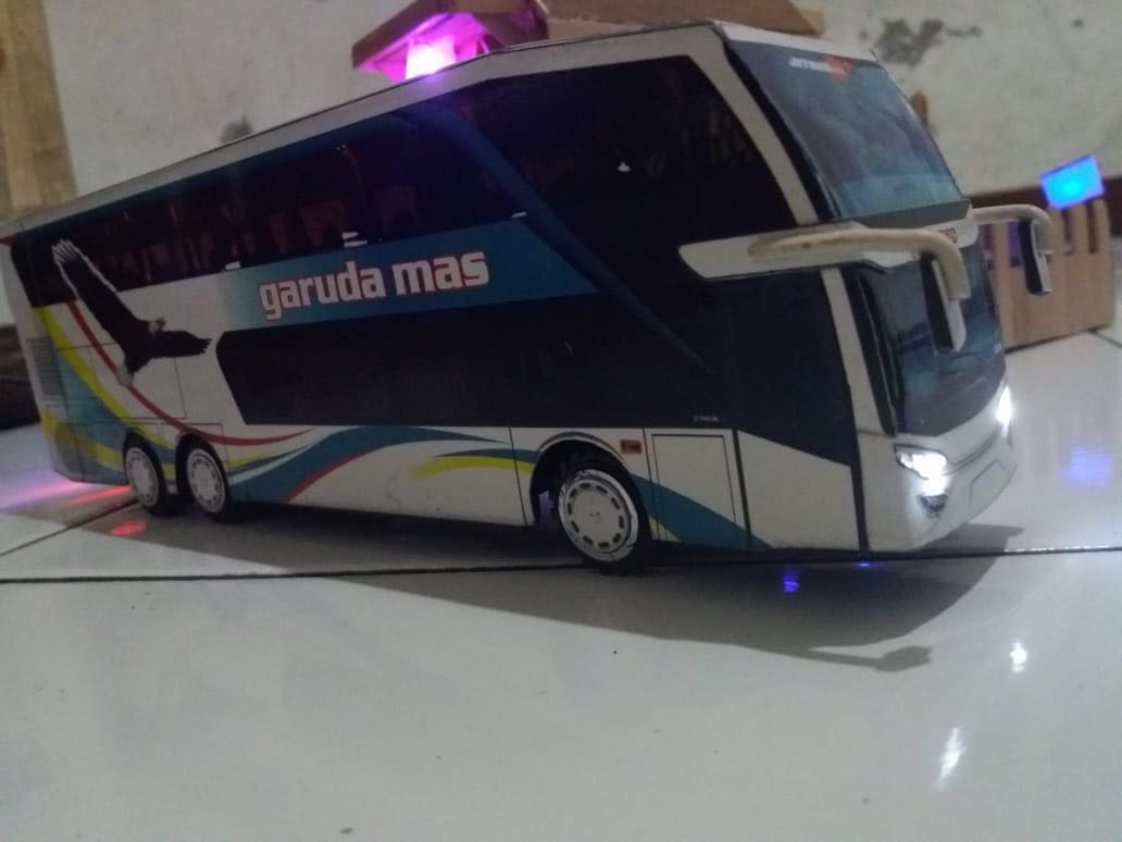 miniatur bus garuda mas