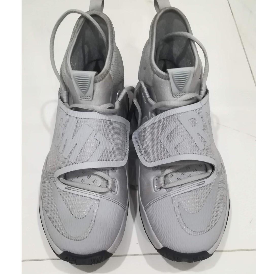 nike zoom hyperrev 2016