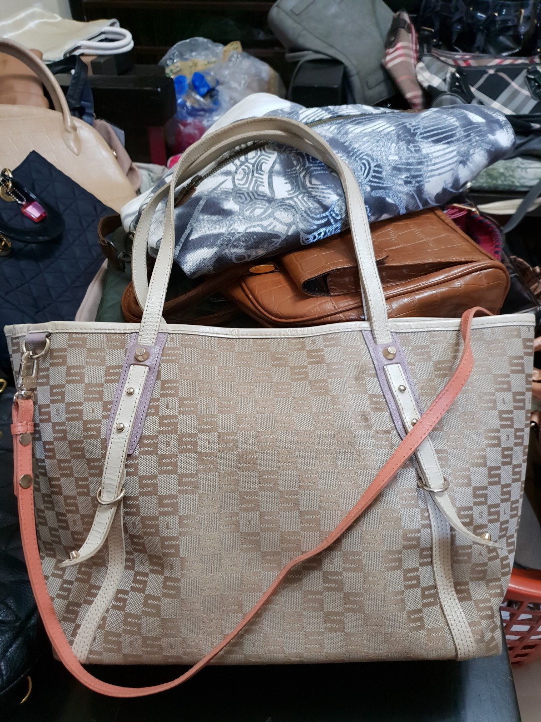 sisley tote bag