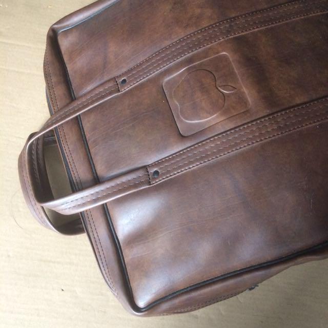 Vintage Original Apple computer bag for collectors Sold Hobbies