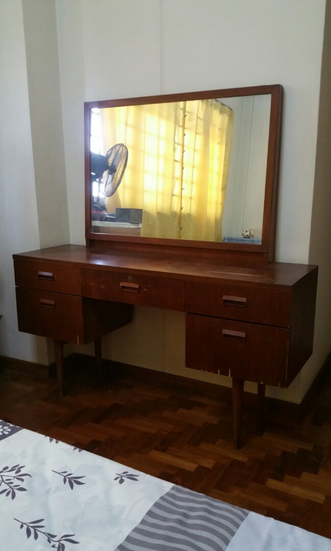 Vintage Cheng Meng Custom Made Dressing Table Furniture