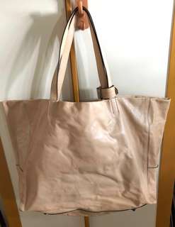 （分類：）位於 。 由 boutiquey 提交（商品編號 178320513，圖片 1）。簡介： 。