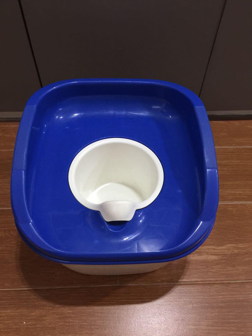 3 in 1 potty trainer (Category: Toilet Training) located in Santa Rosa. Submitted by gandahappylife (Listing ID 184515237, Image 1). Description: 3 in 1 potty trainer. Potty/ chair/ step stool. Never used as potty but as her stage and chair. .