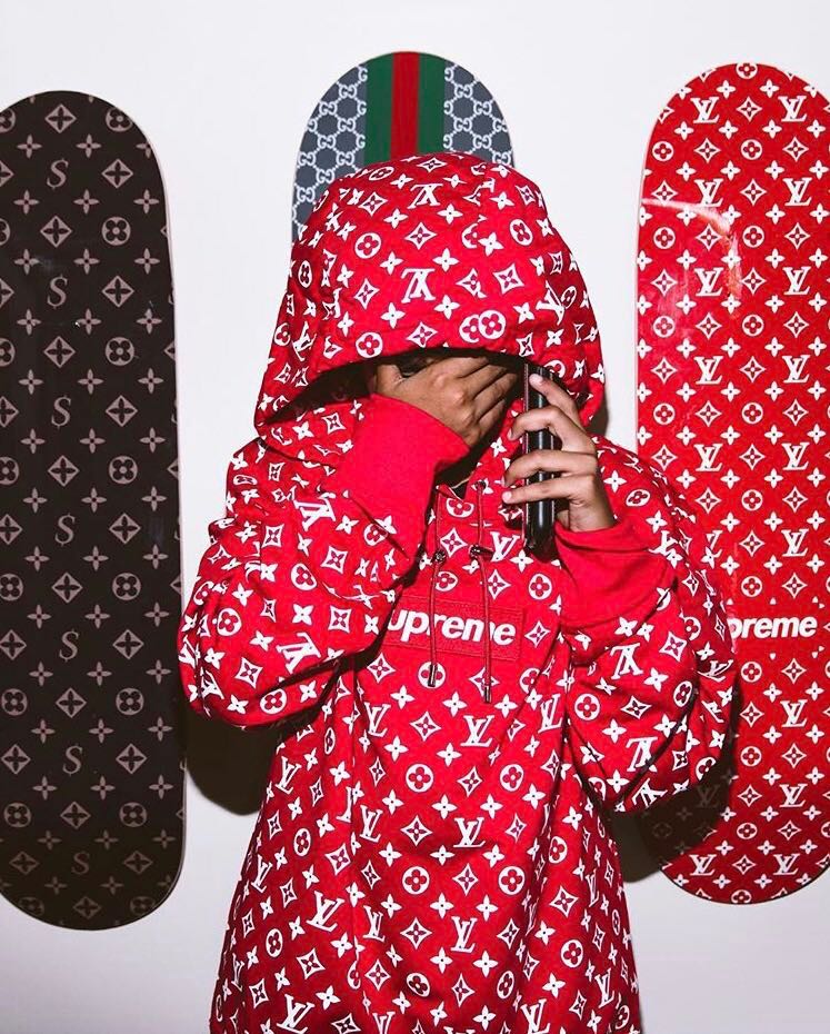 supreme lv skateboard