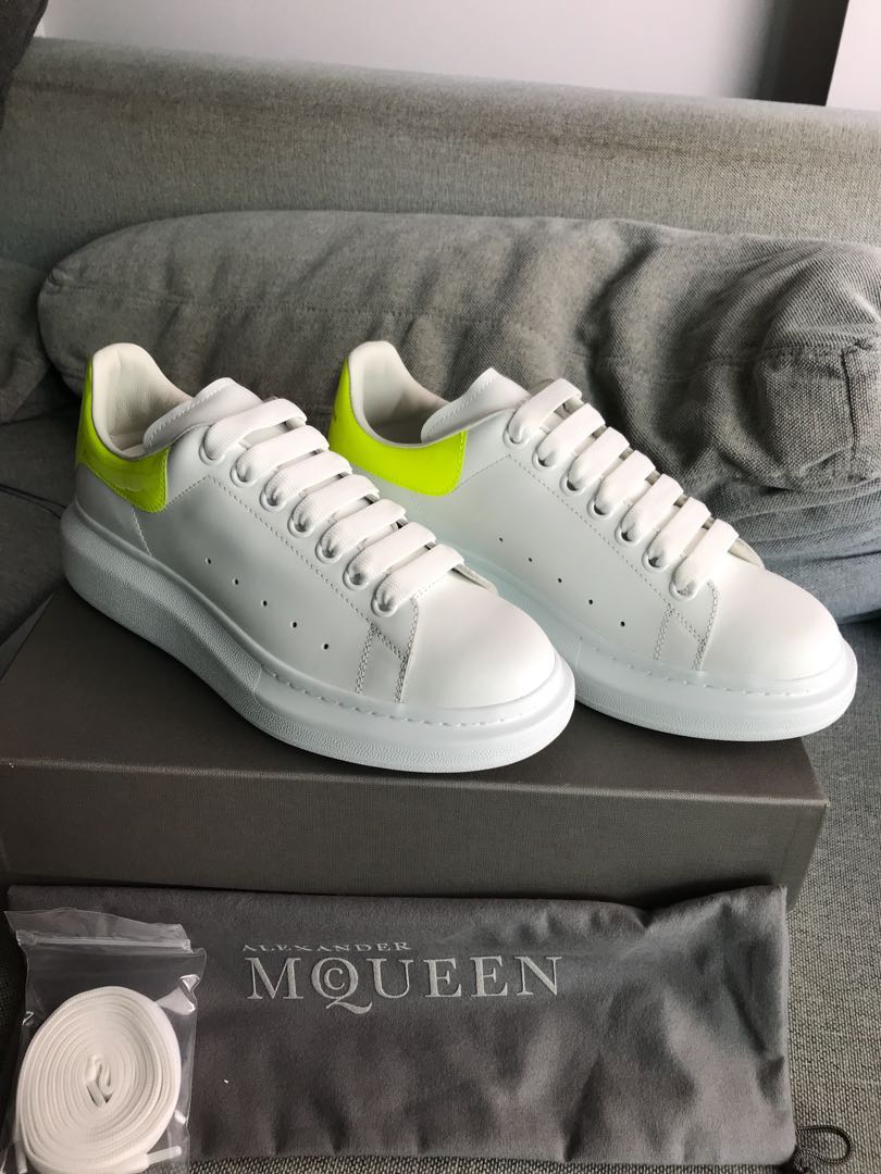 Alexander mcqueen sneakers neon online