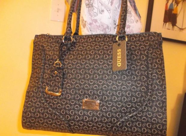 guess signature bag