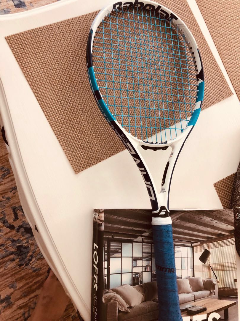 Babolat Tennis Racket 270g Like New!, Sports Equipment, Sports