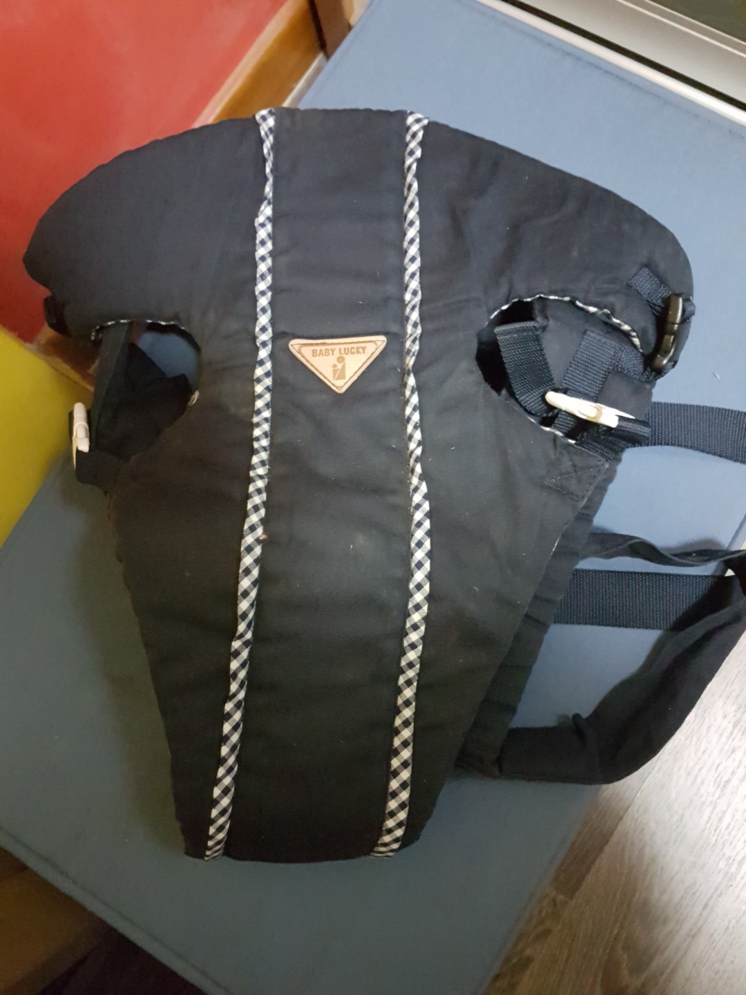 Baby lucky carrier discount