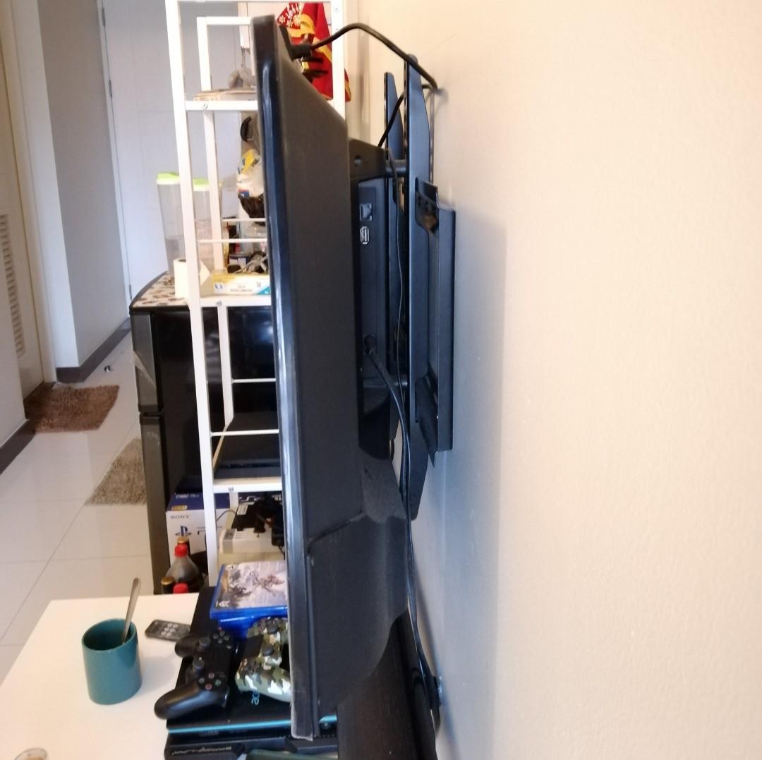 Devant 32 inch Smart Led TV, TV & Home Appliances, TV & Entertainment