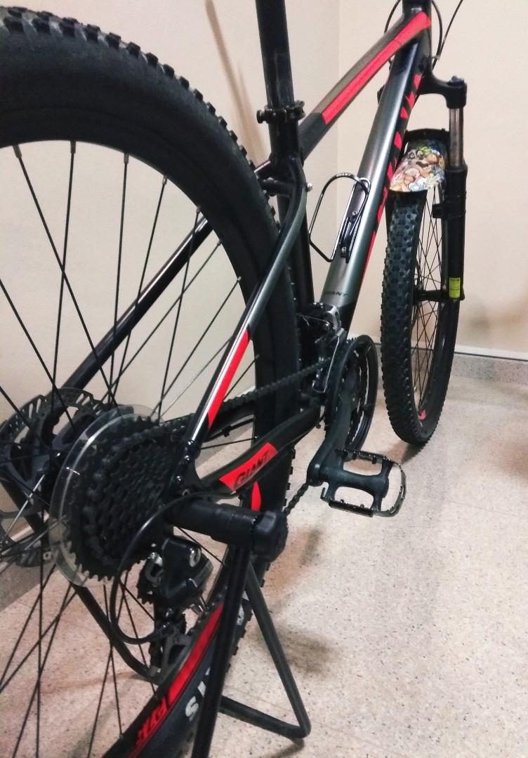 Giant talon 3 outlet red and black