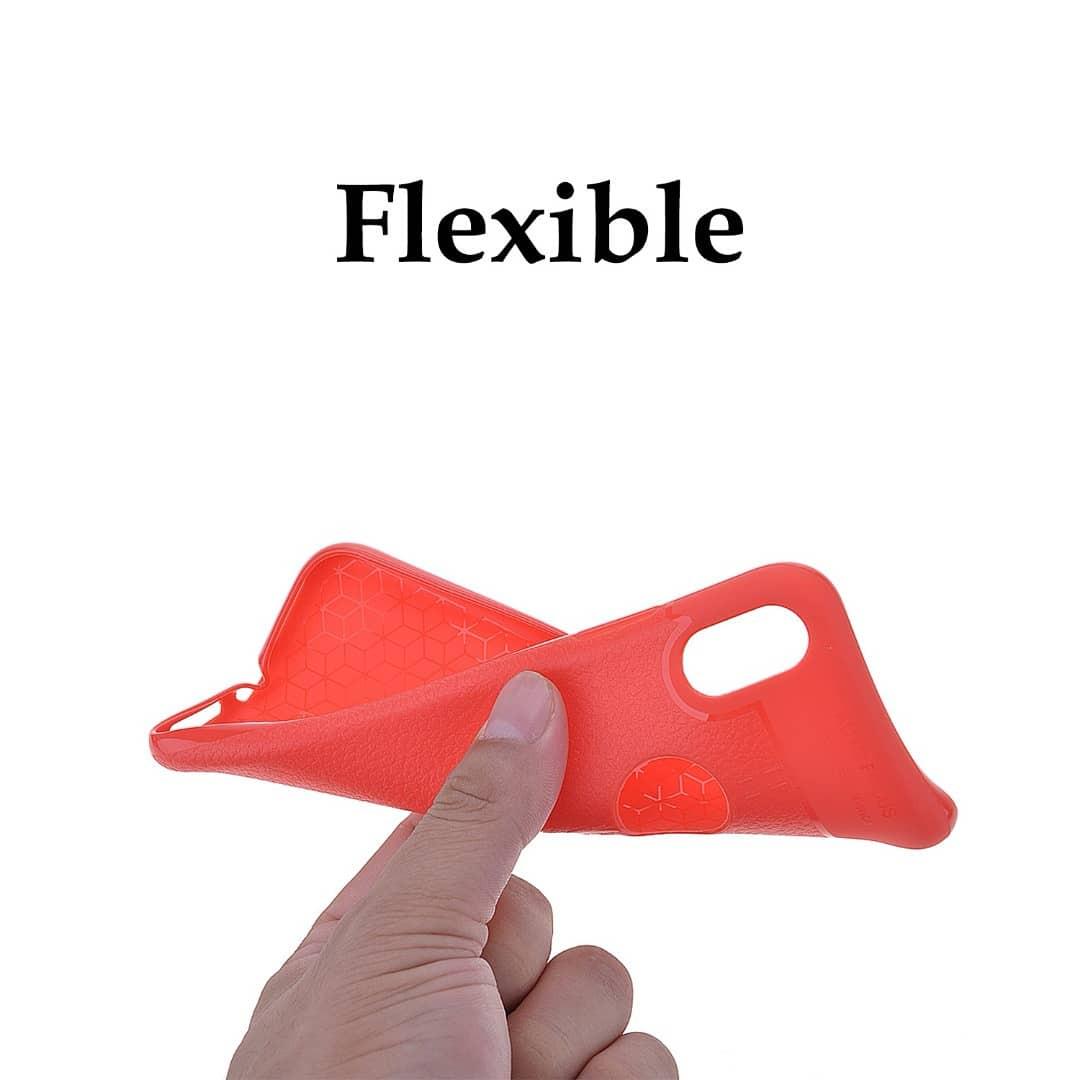 iPhone Case (Category: Cases & Covers) located in Selayang. Submitted by hypegadgets (Listing ID 184498769, Image 3). Description: Ha ni sis nak cerita casing permintaan ramai yg cun gila . Apa yg menarik case ni ehhh . ☑ Lembut flexible ☑ Design leather ☑ Ikut curve body phone . **Available dari iPhone 6 — iPhone X . Untuk order tekan link di [bio] ☎️ 018 3988 596 . Jom singgah hypeGadets di Bandar Baru Selayang . Buka macam biasa pukul 11pagi s