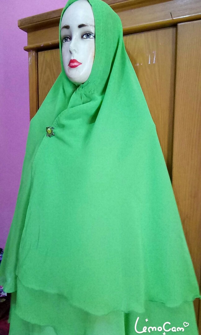 Khimar Ceruti 2 Layer Womens Fashion Muslim Fashion On Carousell