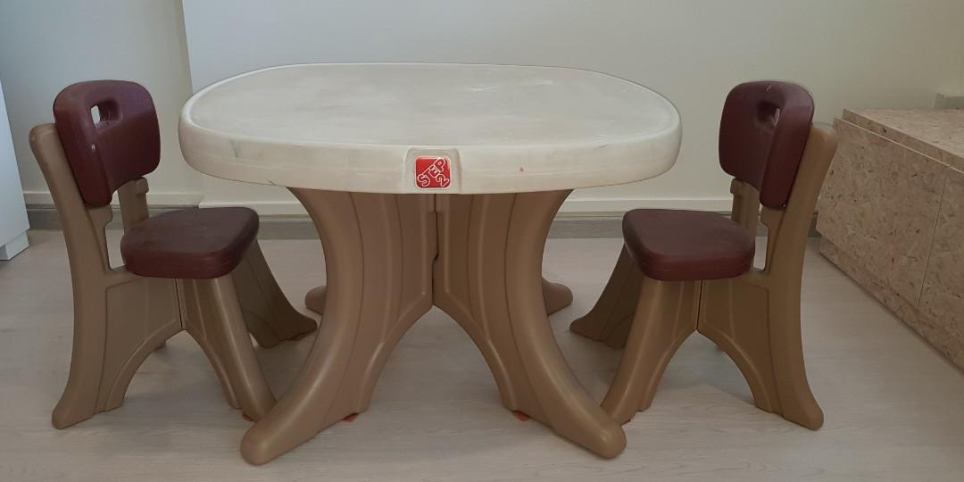step2 new traditions table & chairs set
