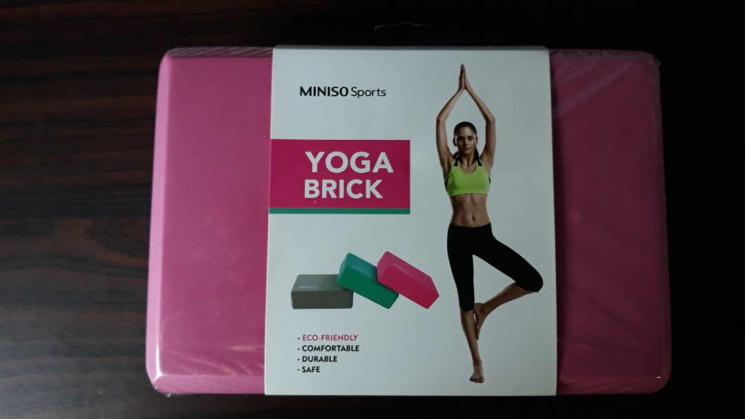 Miniso yoga shop brick