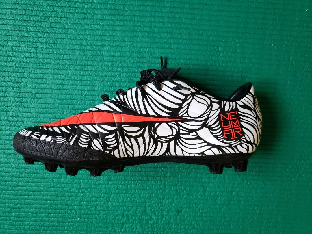 nike hypervenom 44.5