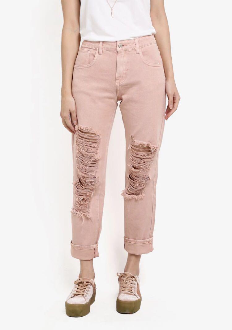 pink boyfriend jeans